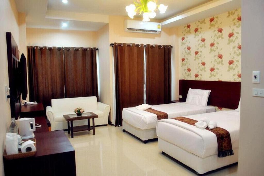 Le Parc Wangnang Hotel Phitsanulok Exterior foto