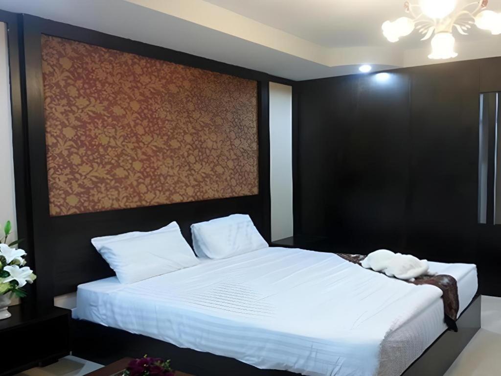Le Parc Wangnang Hotel Phitsanulok Exterior foto